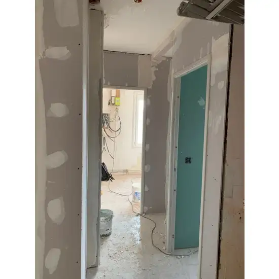 Plaquiste, pose de cloison de séparation hydro ( salle de bain ) à Marseille 13008