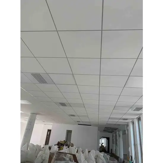 Ralisation dun Faux Plafond Dmontable 600*600  Marseille dans le quartier de La Joliette